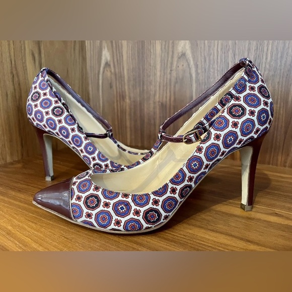 Rare EUC JCREW Everly T-Strap Cap Toe Pump 7.5 Ratti Silk Foulard Burgundy Multi - Picture 1 of 12
